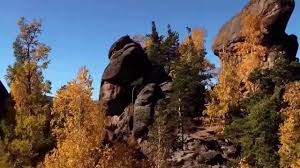 Женщина сломала ногу при подъеме на «Столбах»