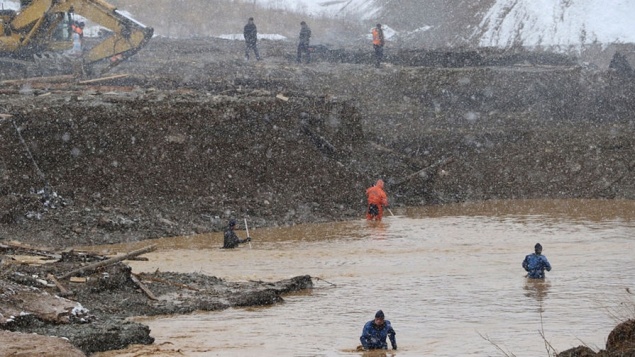 Трое фигурантов дела о прорыве дамбы в Курагинском районе останутся под стражей