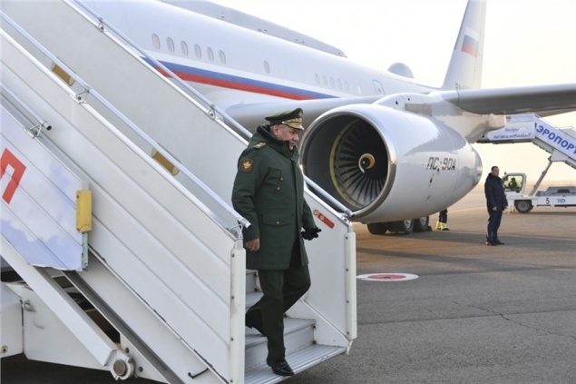 Сергей Шойгу прилетел на родину. Проинспектировал военную бригаду и второй раз открыл спорткомплекс в Кызыле