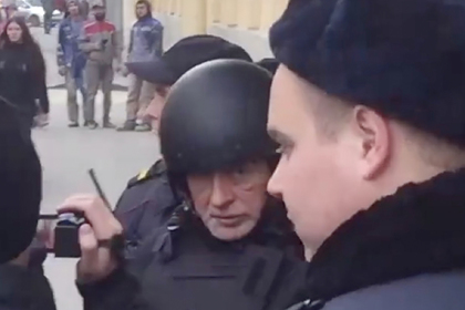 Стало известно о состоянии попытавшегося ранить себя кортиком историка Соколова