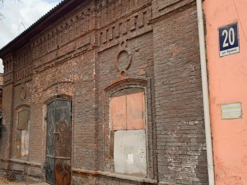 Около 300 тысяч рублей выделено из городского бюджета на техническое обследование исторического здания по улице Ленина, 20 г