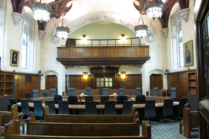 Зеленский ответил Путину на стишок «А у нас в квартире газ»