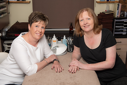 Предновогодний маникюр спас женщину от смертельной болезни