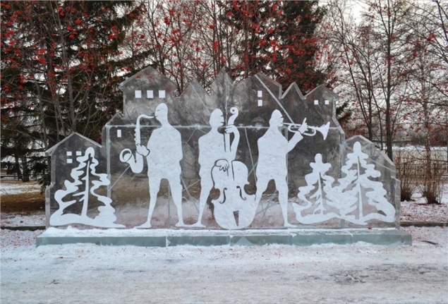 Красноярскую набережную Енисея превратили в «Парк льда и снега»