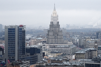 В МИД России указали на пробелы в образовании посла США