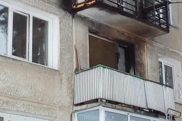 В Железногорске из-за попавшего на балкон фейерверка сгорела квартира пенсионерки