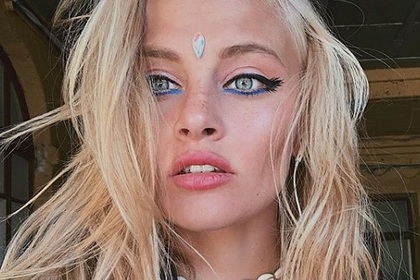 Врач объяснил падение российской модели из окна