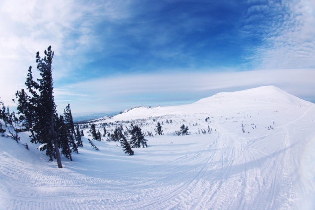 В Шерегеше лыжник получил на склоне смертельную травму
