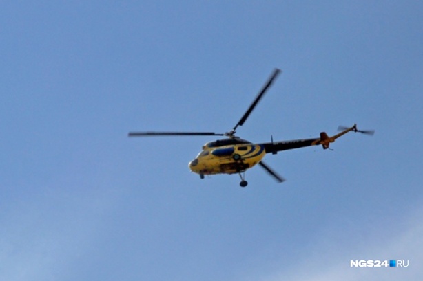 Вертолет силовых структур экстренно приземлился в Назаровском районе