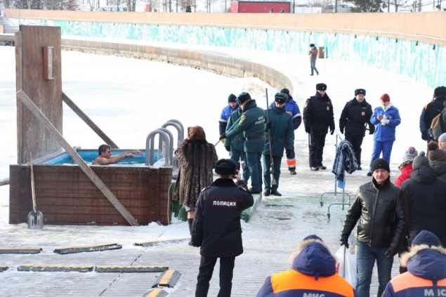 Полиция: крещенские купания в Красноярском крае прошли без нарушений
