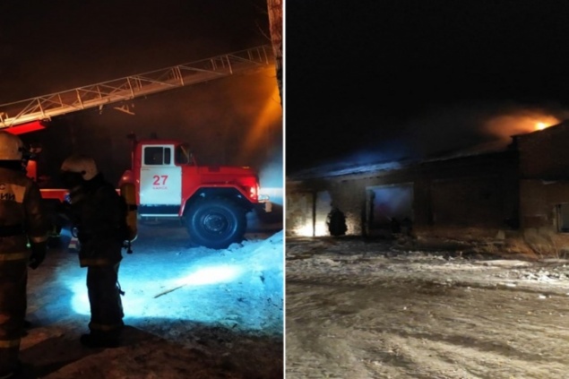 В Канске сгорел склад лесопилки