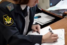 Владелец обанкротившейся енисейской лесопилки не хотел отдать печать конкурсному управляющему. Его лишили отдыха за границей