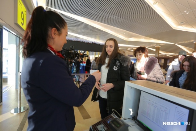 В аэропорту Красноярска усилили контроль из-за китайского коронавируса. От него умерли уже девять человек