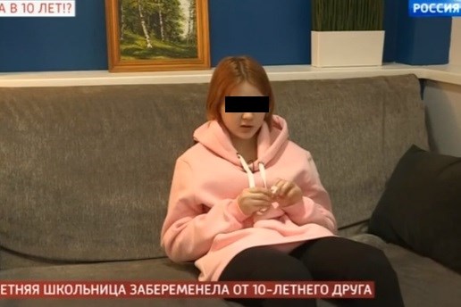 «Я готова рожать»: 13-летняя беременная красноярка рассказала свою историю на шоу Андрея Малахова