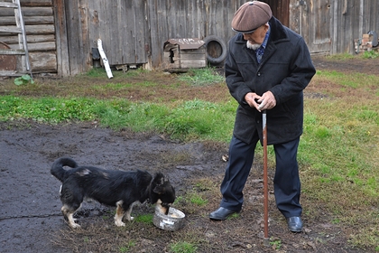 Россиянка украла более полумиллиона рублей у пенсионеров и инвалидов