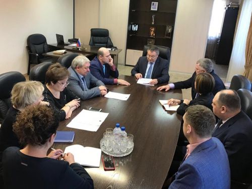 Глава Ачинска Илай Ахметов создал оперативный штаб для мониторинга ситуации по коронавирусу и координации действий