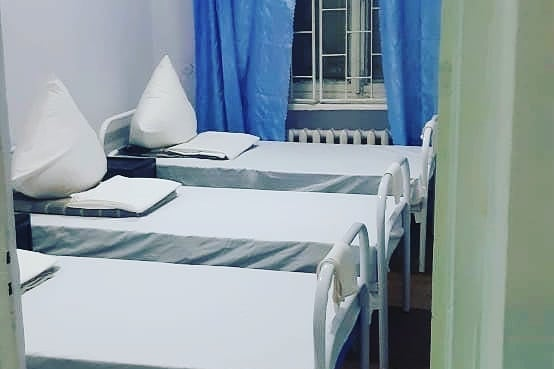 В БСМП теперь постоянно живут 85 сотрудников. Они помогают пациентам с COVID-19