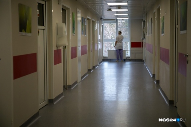 В случае нарастания числа заболевших COVID-19 губернатор не исключил, что их будут лечить на дому