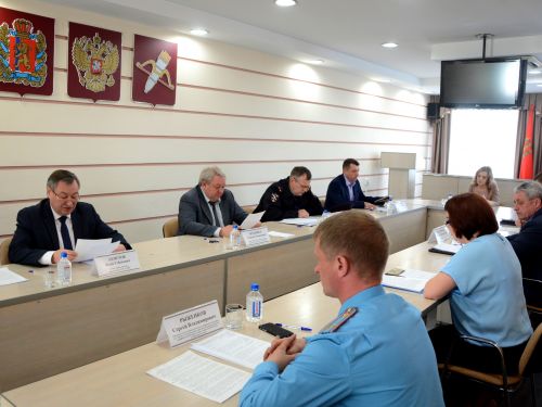 В связи с жаркой, сухой и ветреной погодой жителей Ачинска просят соблюдать правила пожарной безопасности