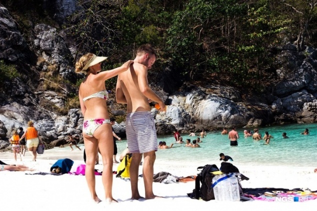 Мишустин утвердил правила предоставления субсидий туроператорам