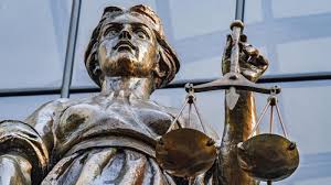 Российские суды вернутся к обычному режиму работы после 12 мая