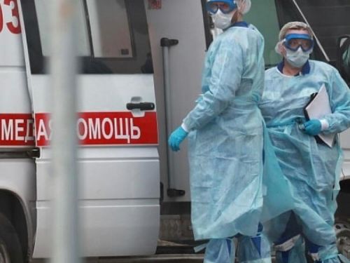 В Хакасии за сутки заболело коронавирусом еще 36 человек. Один из них — сотрудник скорой помощи