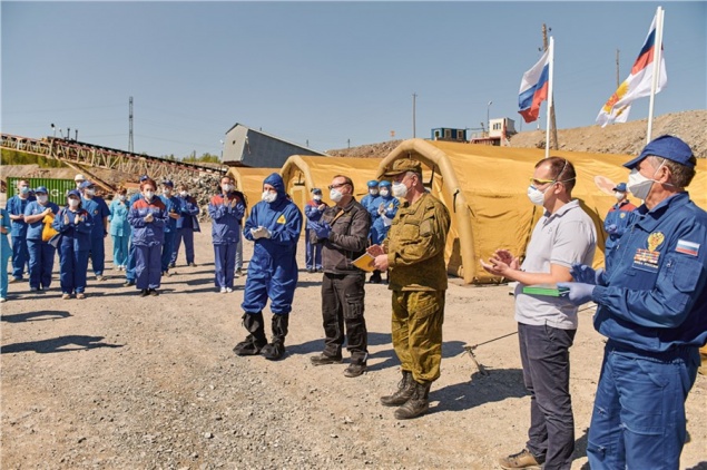 Больных коронавирусом красноярских вахтовиков начали принимать в мобильном госпитале Минобороны