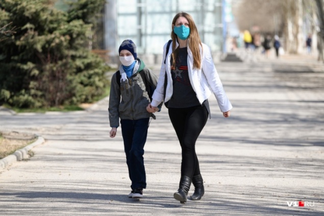 За сутки в России от коронавируса умерли 139 человек, еще 9434 заразились