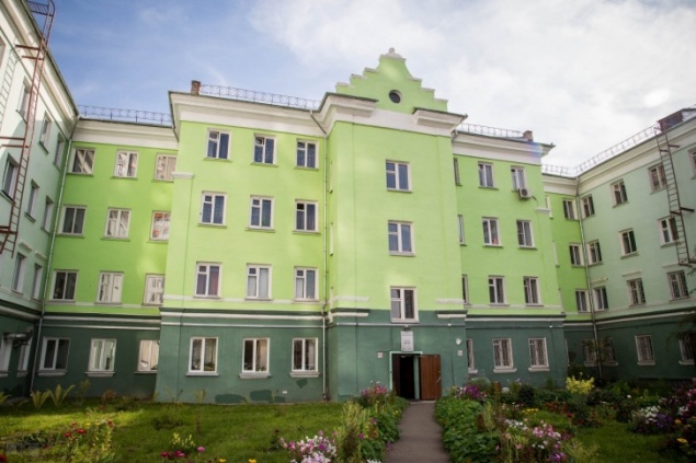 Из общежития СФУ увезли студента на скорой. Он контактировал с зараженным