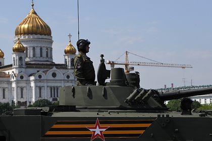 Кремль объяснил решение Путина провести парад 24 июня