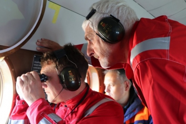 Для поиска пропавших на Камчатке привлекли вертолет. Среди пропавших — два минусинца