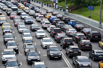 Редко пользующихся машинами россиян захотели освободить от транспортного налога