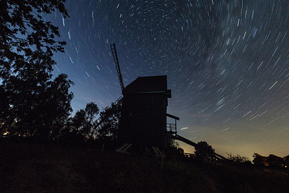 Землян предупредили о приближающемся астероиде размером с футбольное поле