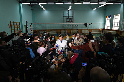 Врач заявил об отсутствии ядов в крови Навального