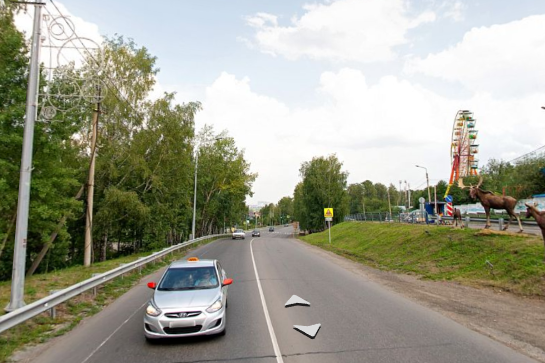 Около въездов на «Столбы» и «Роев ручей» решено запретить парковку