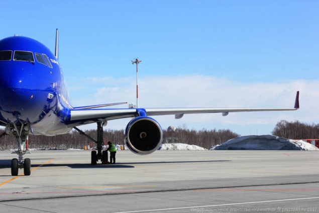 По взлетно-посадочной полосе красноярского аэропорта пробегут 1000 человек