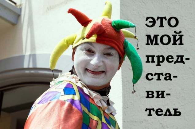 Может ли ответчик (водитель) привести в суд родственника в качестве помощника?