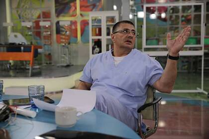 Доктор Мясников рассказал о способе распознать у себя рак