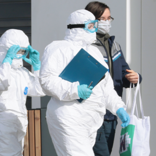 Красноярские медики напомнили схему действия для пациентов при подозрении на Covid