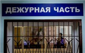 Водитель автобуса в Норильске нашел потерянные банковские карты пассажира и снял почти 260 тысяч: наказали штрафом