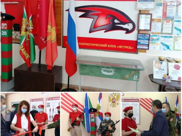 В двух ачинских школах появились «Парты Героев»