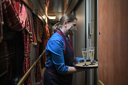 Биолог рассказала о влиянии алкоголя на действие вакцины от коронавируса