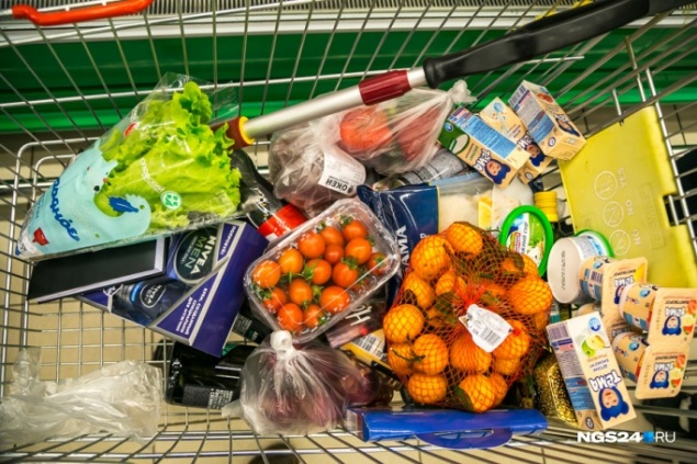 Продуктовая корзина в Красноярском крае стала самой дорогой в Сибири