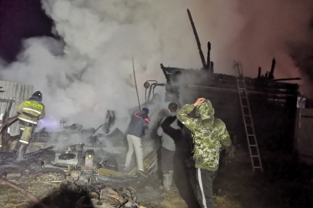 11 человек погибли при пожаре в частном доме престарелых в Башкирии