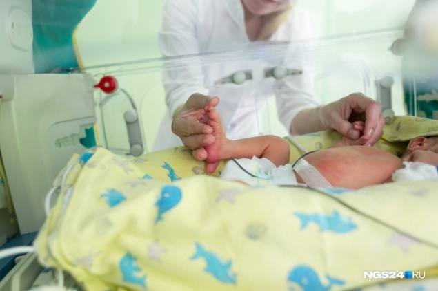 Красноярский юрист объяснил, чем отличается суррогатное материнство от продажи детей