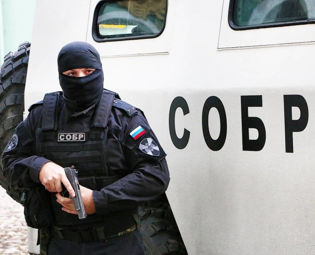 Красноярец сообщил о заложниках в своей квартире и получил судимость