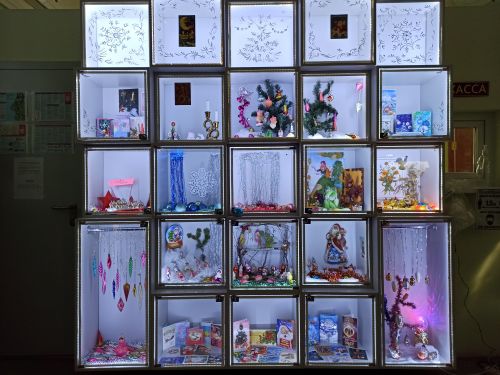 Более 900 старинных новогодних игрушек пополнили исторический фонд Ачинска