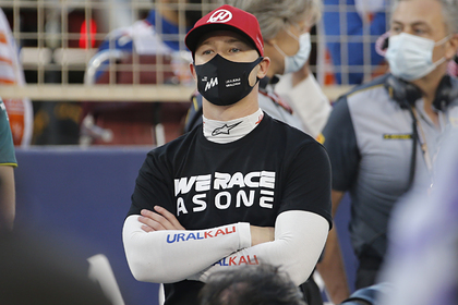 Россиянин Мазепин прокомментировал провал в дебютной гонке на «Формуле-1»