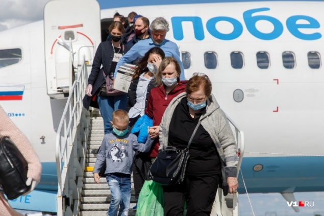 Роспотребнадзор ужесточил правила въезда в Россию