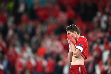 В РФС предложили снизить зарплаты футболистам после разгрома от Дании